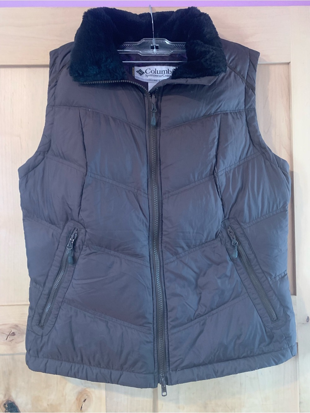 Women’s Columbia Gray/Brown Quilted Puffer Vest with Faux Fur Collar
